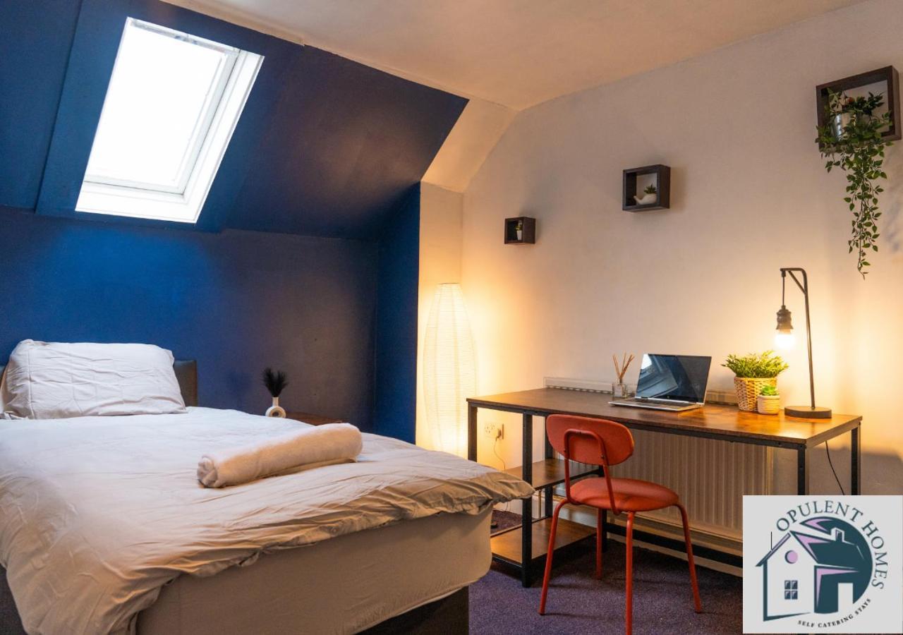 Вилла Contractors Pad - 4 Bed Town House - Cent Reading - Free Parking Экстерьер фото