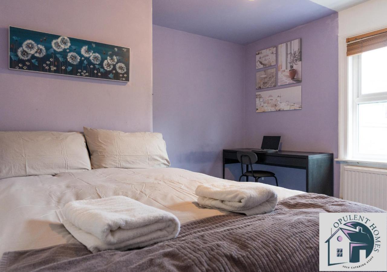 Вилла Contractors Pad - 4 Bed Town House - Cent Reading - Free Parking Экстерьер фото