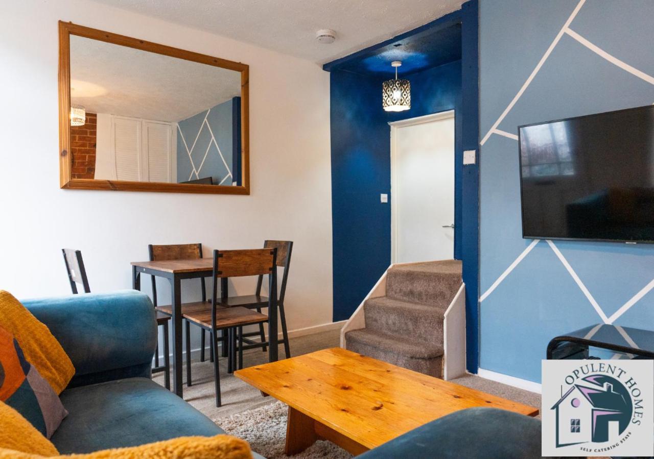 Вилла Contractors Pad - 4 Bed Town House - Cent Reading - Free Parking Экстерьер фото