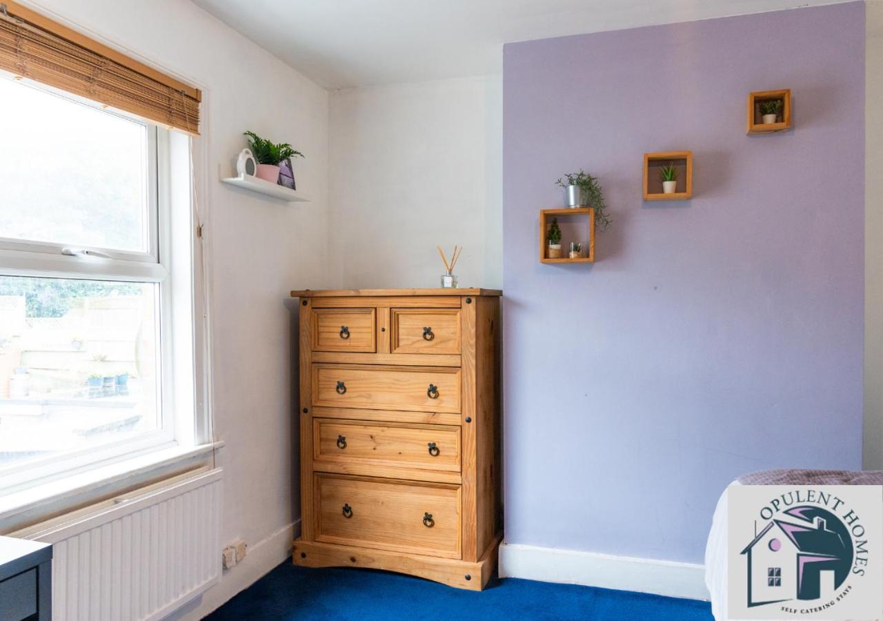 Вилла Contractors Pad - 4 Bed Town House - Cent Reading - Free Parking Экстерьер фото