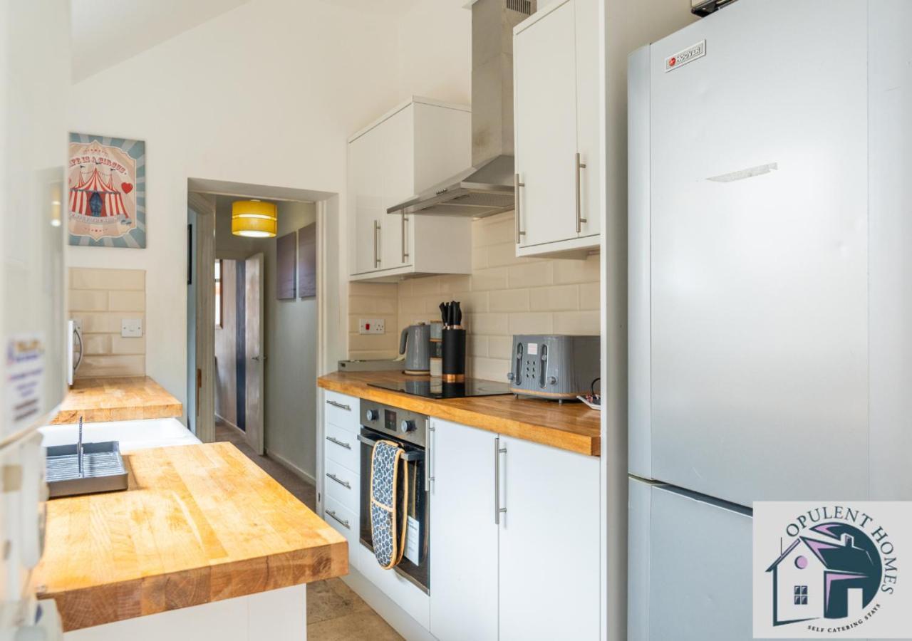 Вилла Contractors Pad - 4 Bed Town House - Cent Reading - Free Parking Экстерьер фото