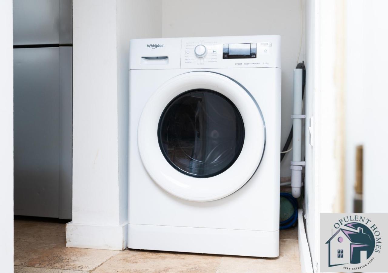Вилла Contractors Pad - 4 Bed Town House - Cent Reading - Free Parking Экстерьер фото